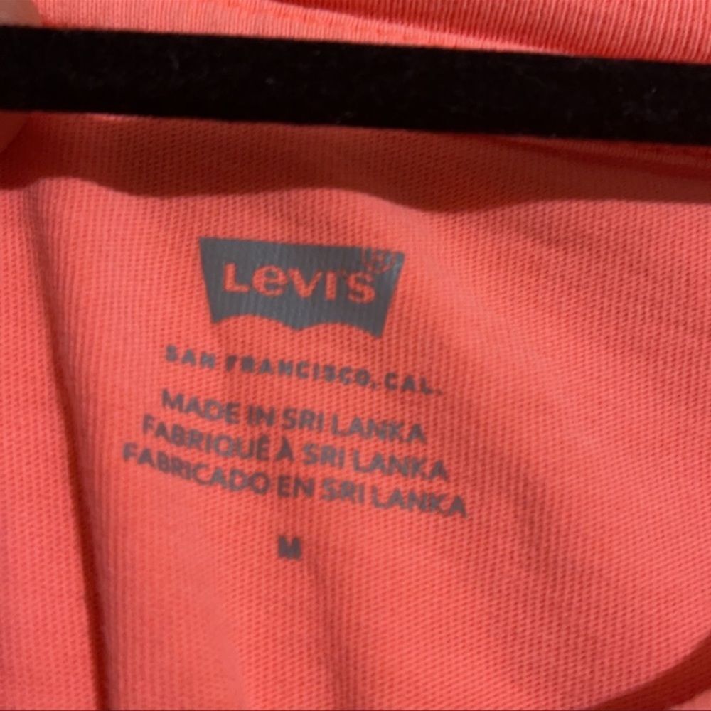 Levi’s tee - Picture 3 of 4